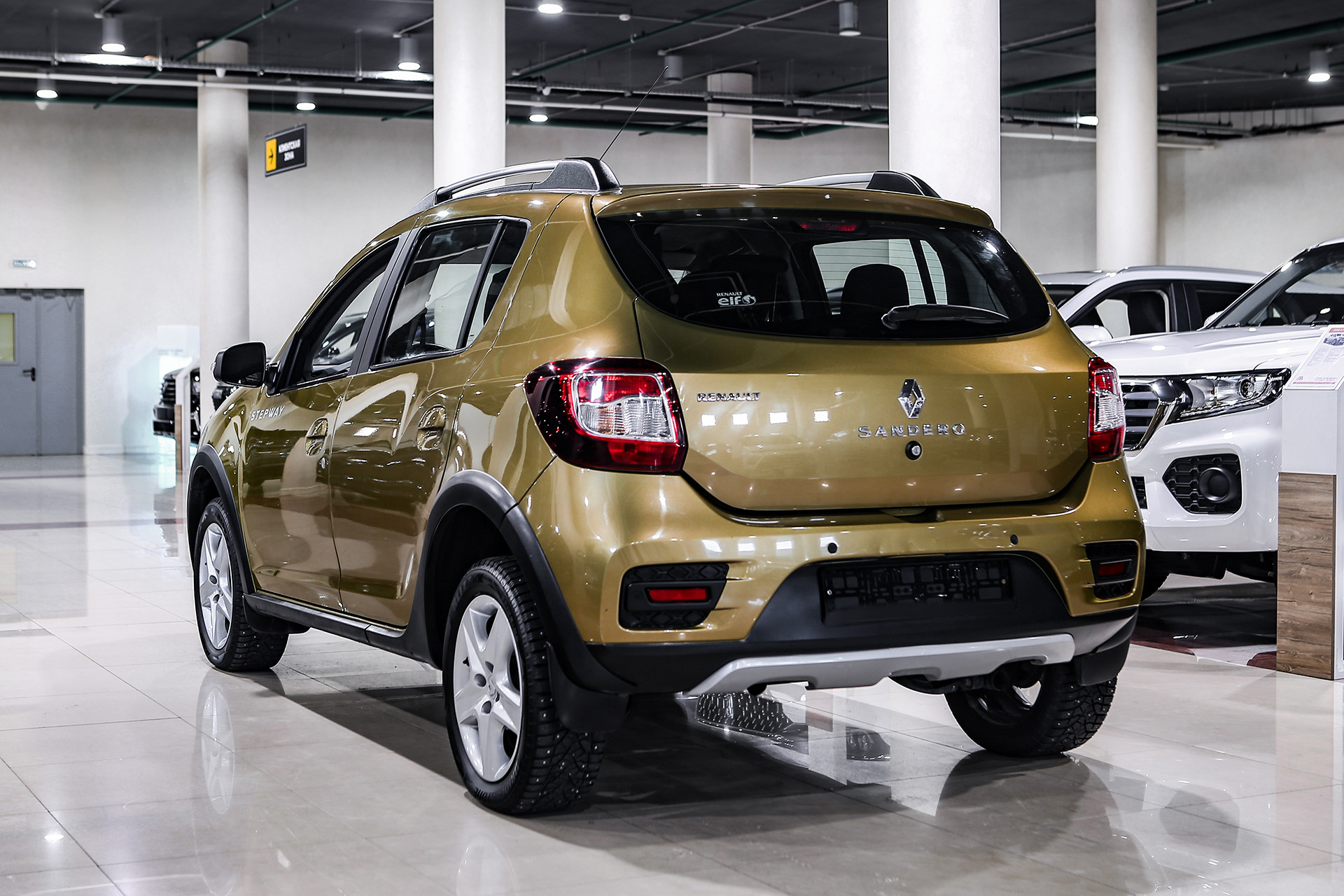 Купить Sandero с пробегом